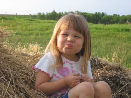 My Little Girl Sittin' on the Hay